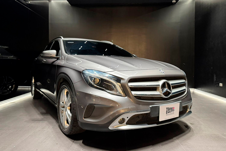 Mercedes Benz GLA